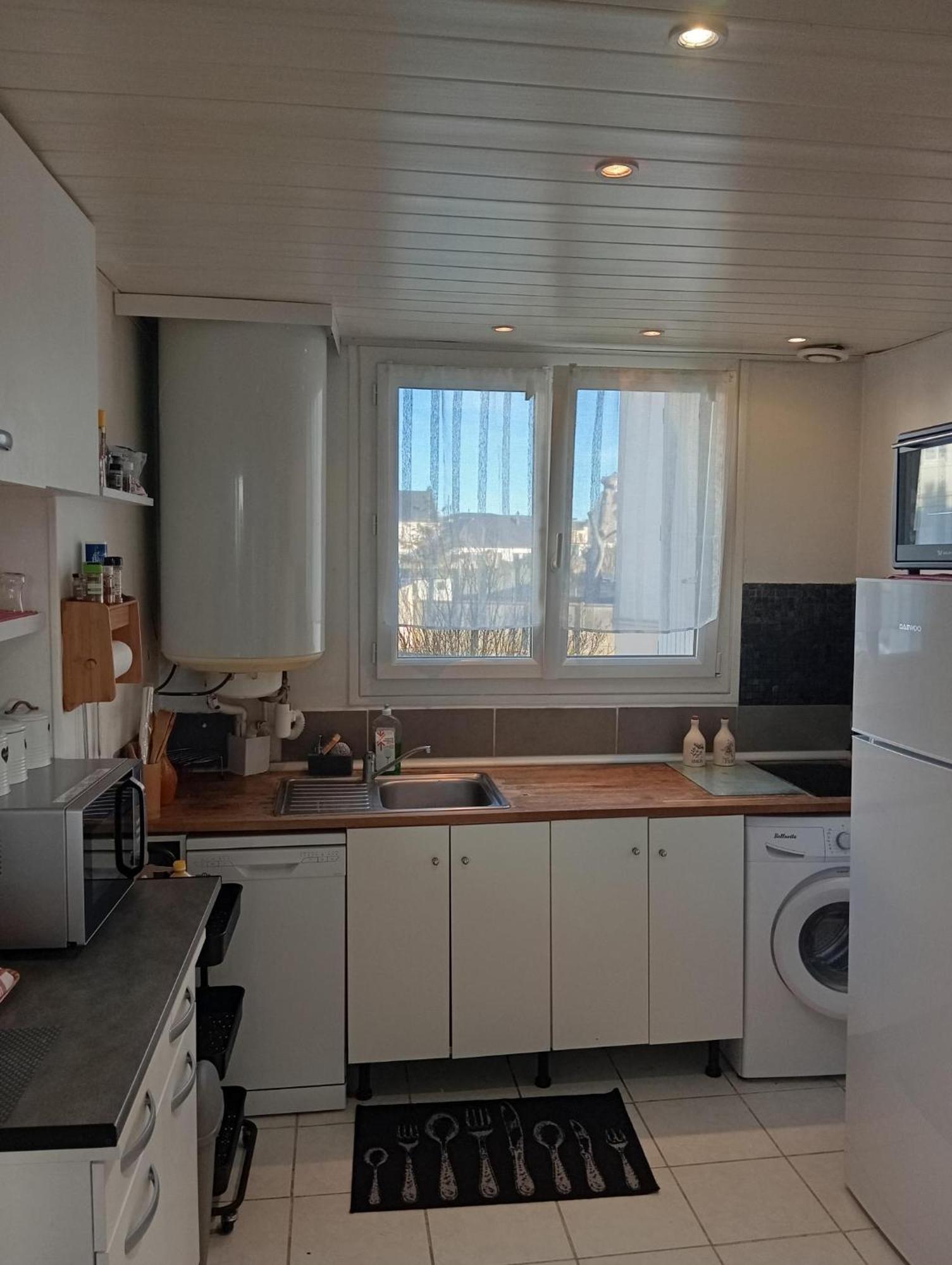 Appartement Confortable Dreux Εξωτερικό φωτογραφία